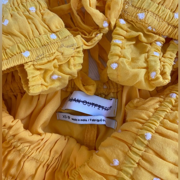 Urban Outfitters Yellow Polka Dot Romper XS nwot - Picture 2 of 5